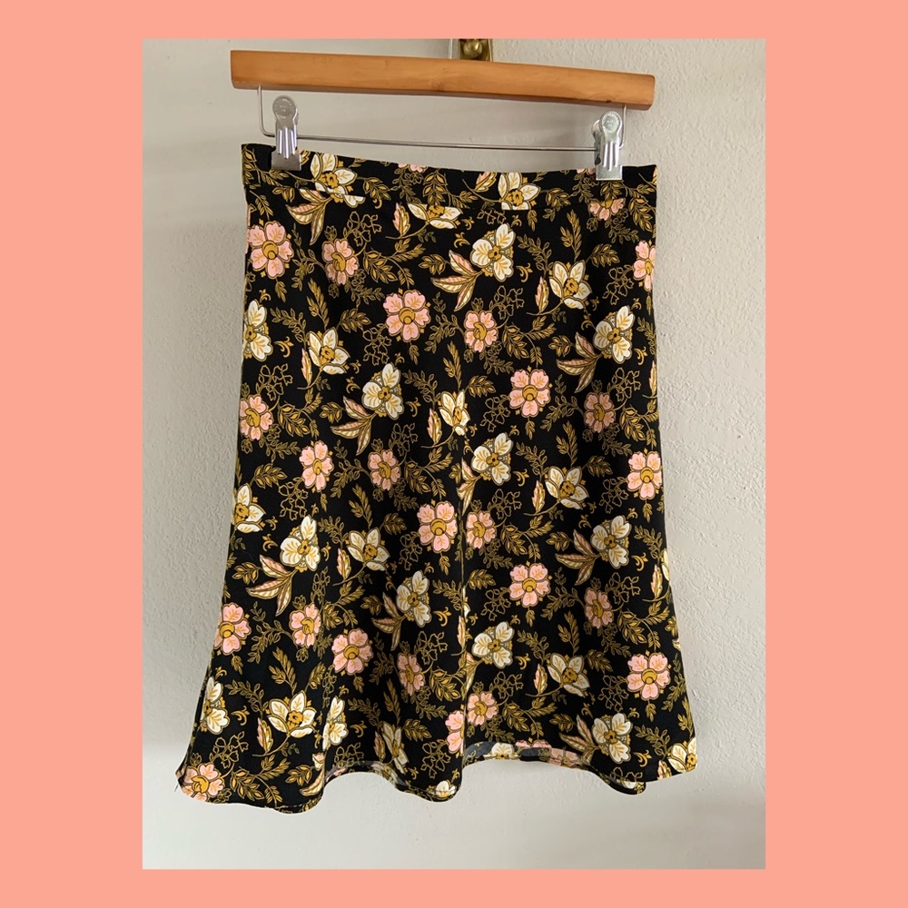 LOFT A-Line Floral Print Skirt